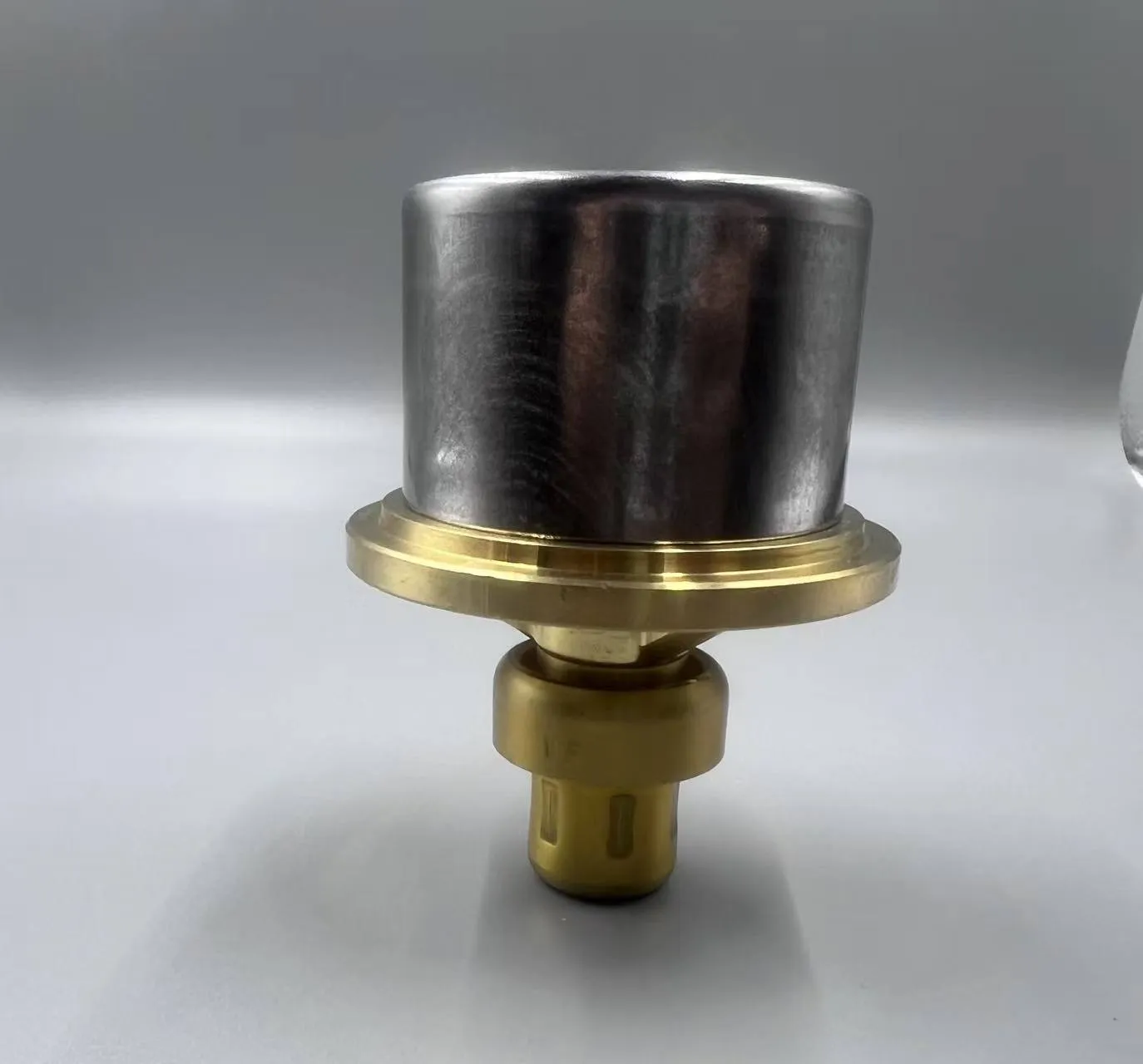 Оригинальный экскаватор Komatsu двигатель термостат детали 600 – 421 – 6630