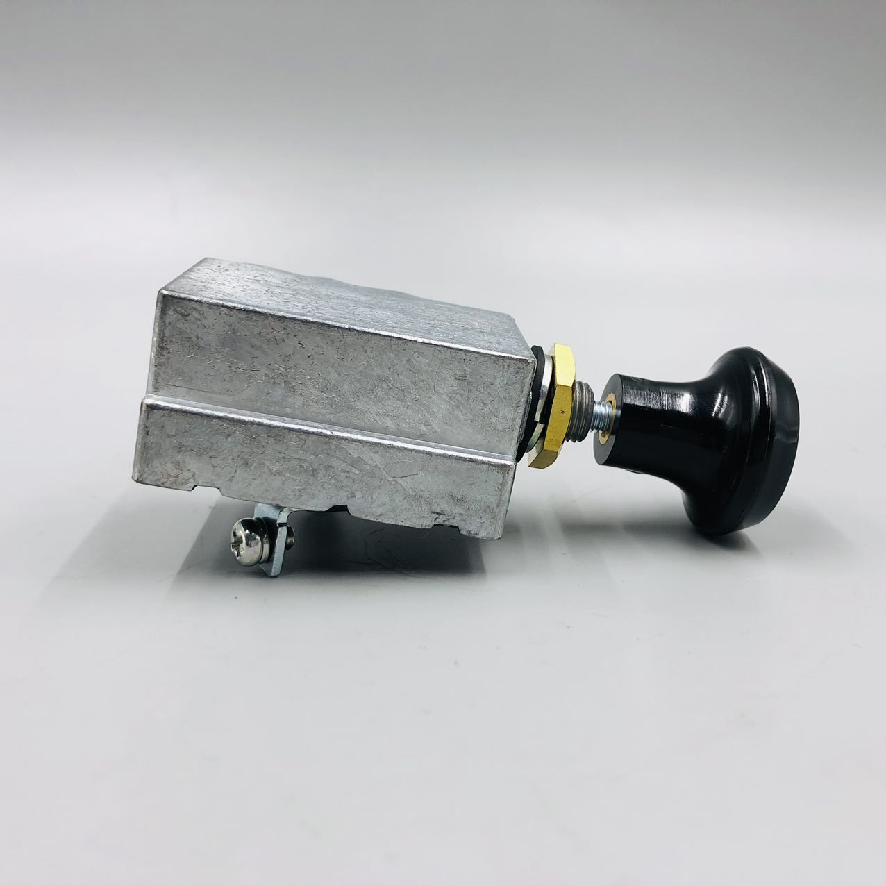 KOMATSU 08061-30070 SWITCH,THERMOSTART, available at a good price, in stock now