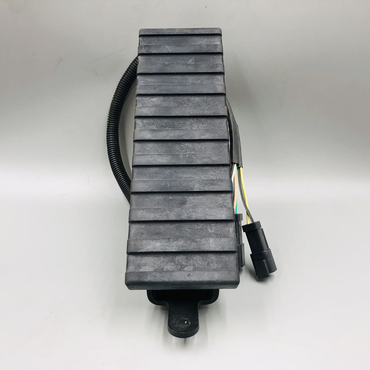 Механические принадлежности Komatsu 702 – 16 – 07022 Loader WA380 – 6 Pedal Assembly