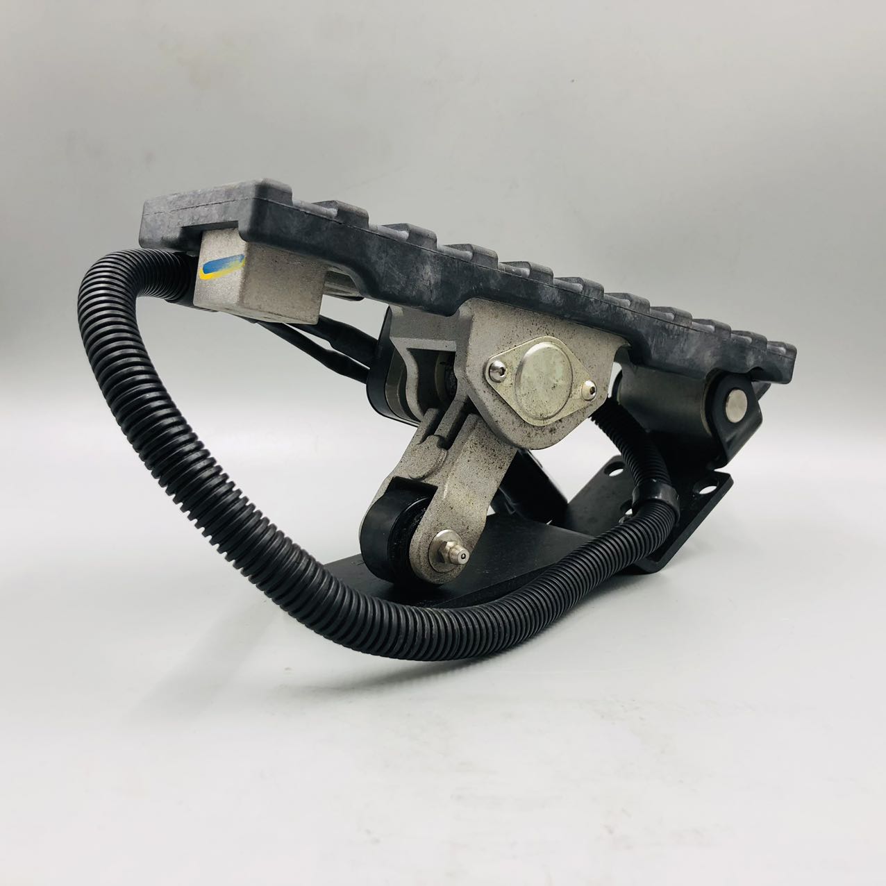 Механические принадлежности Komatsu 702 – 16 – 07022 Loader WA380 – 6 Pedal Assembly