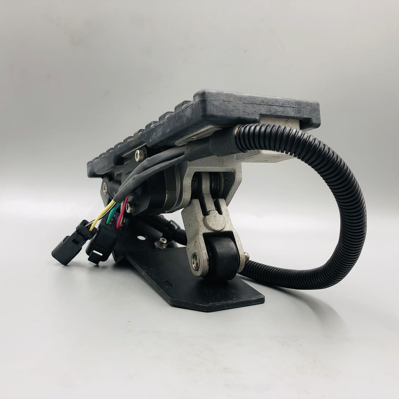 Механические принадлежности Komatsu 702 – 16 – 07022 Loader WA380 – 6 Pedal Assembly
