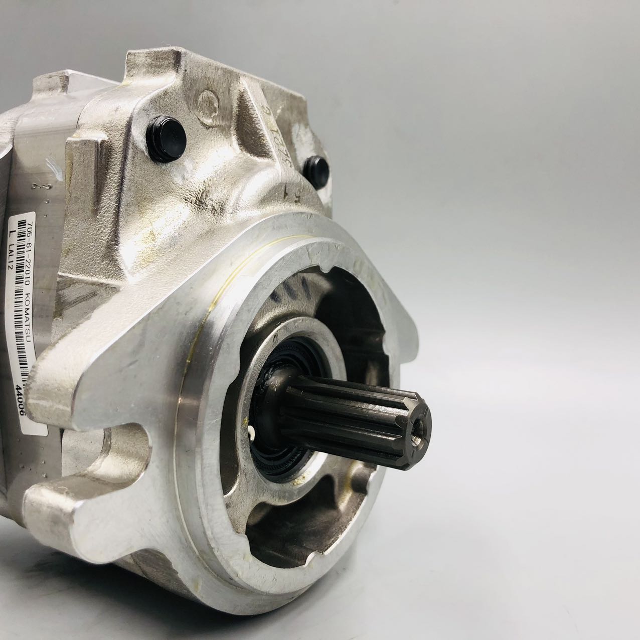Механические аксессуары Komatsu 705 – 61 – 22010 Komatsu PUMP ASS’ Y (LAL12)
