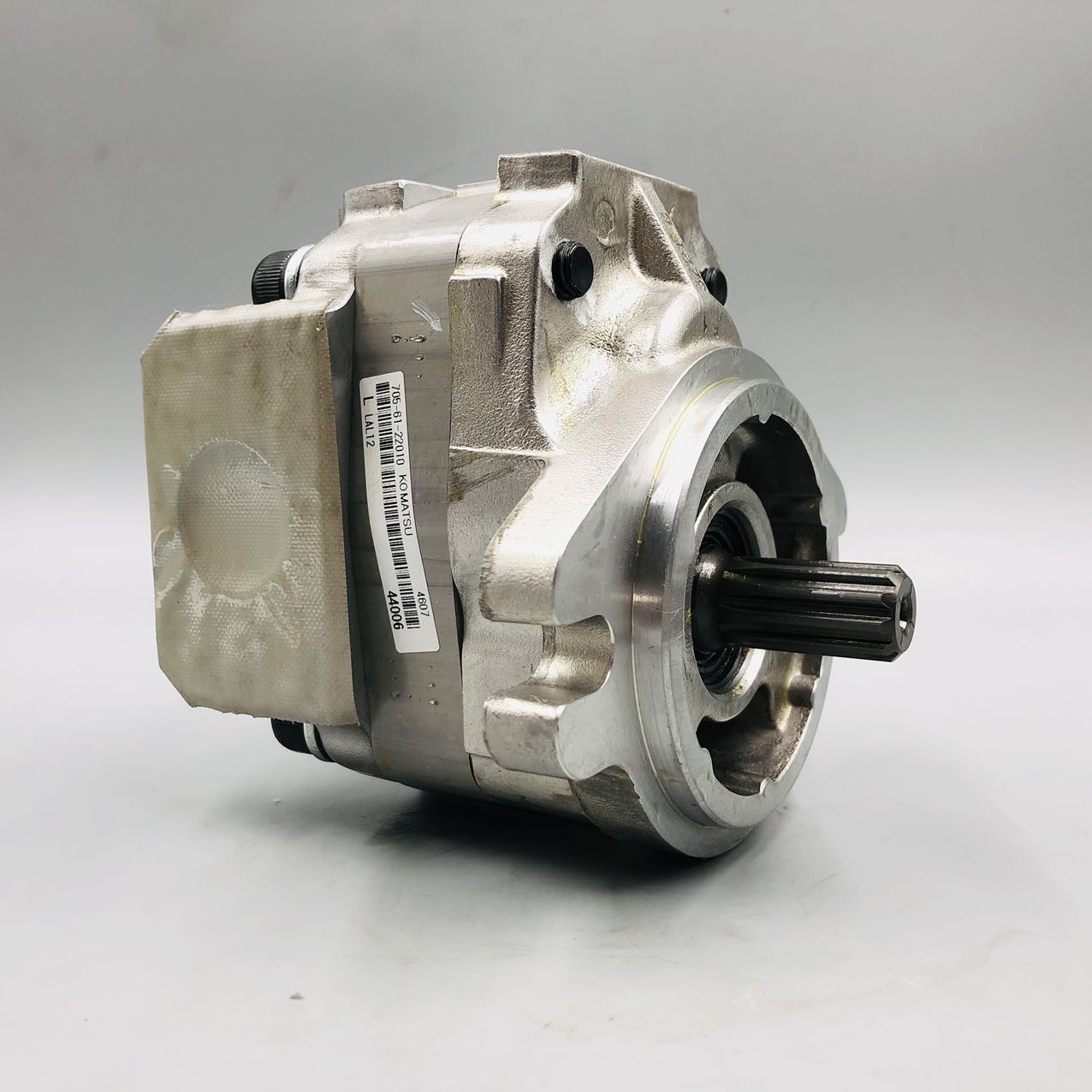 Механические аксессуары Komatsu 705 – 61 – 22010 Komatsu PUMP ASS’ Y (LAL12)