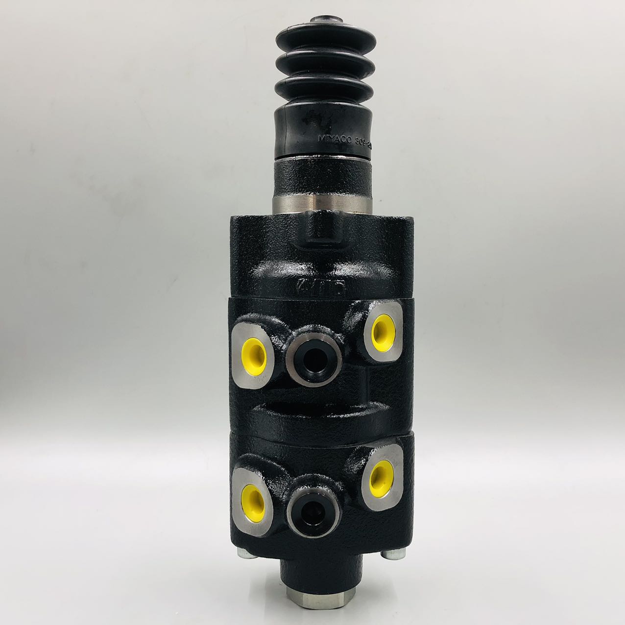 Механические аксессуары Komatsu 421 – 43 – 48711 Komatsu Valve Assembly