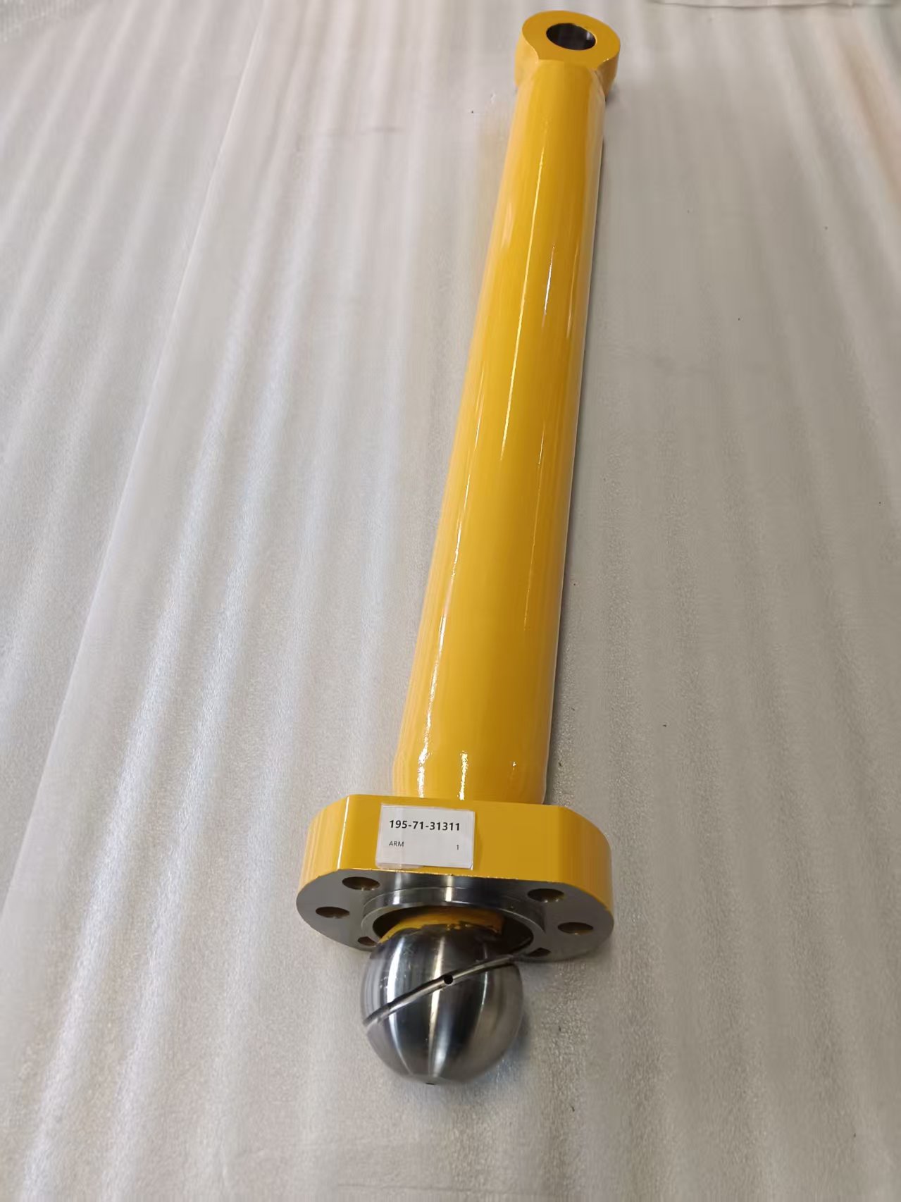 195-71-31311 Комацу ARM