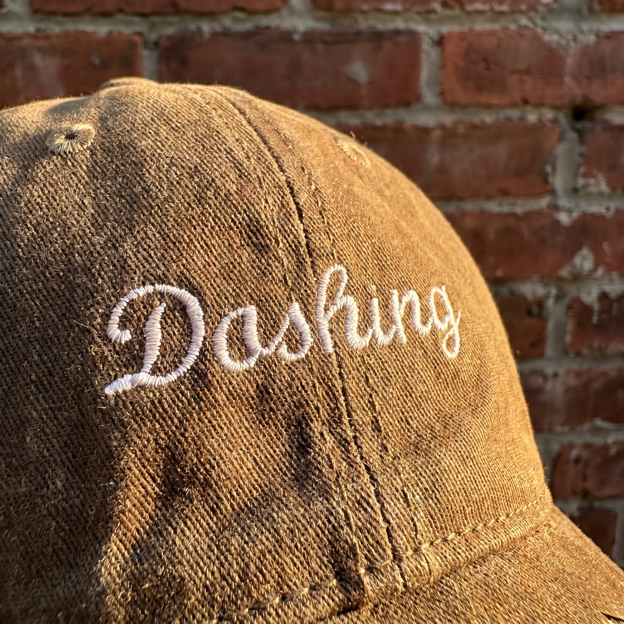 Винтажная кепка dad hat из промытого хлопка с вышивкой Dashing и звездой, низкая кромка, возможно нанесение логотипа