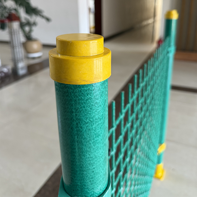 Ограждение из композитных материалов