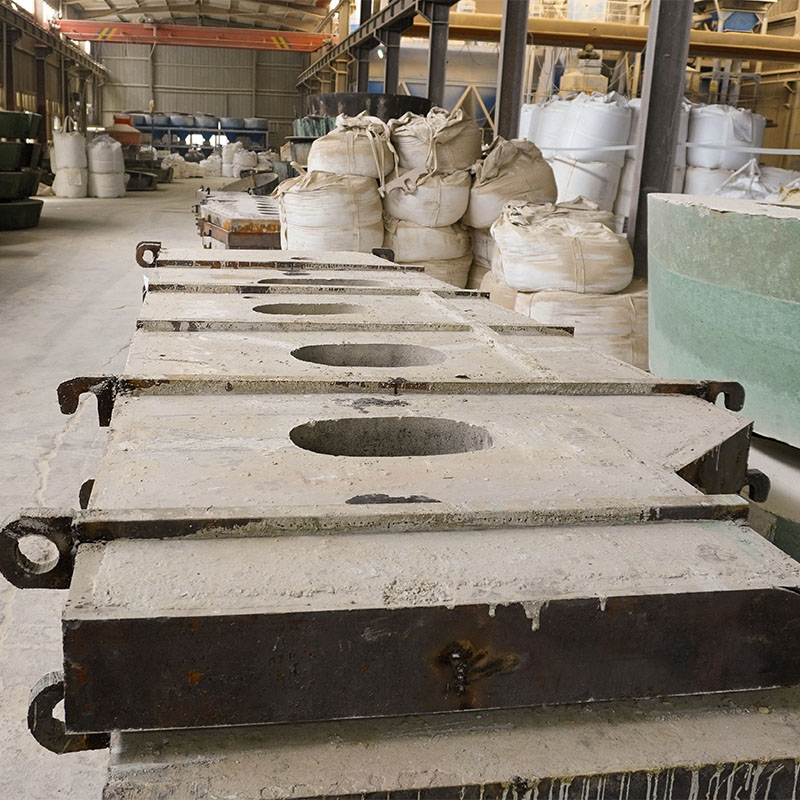 Футерованная крышка