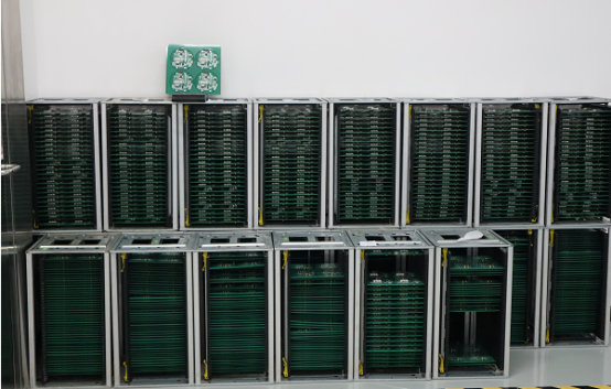 3339f0c9-8fcd-41f8-9a96-3d7ea8e052db