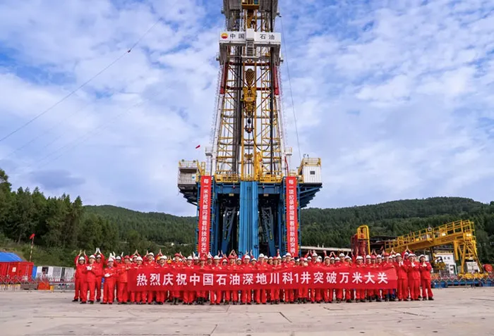 SAGA посещает Китайскую международную промышленную ярмарку, изучая возможности для сотрудничества