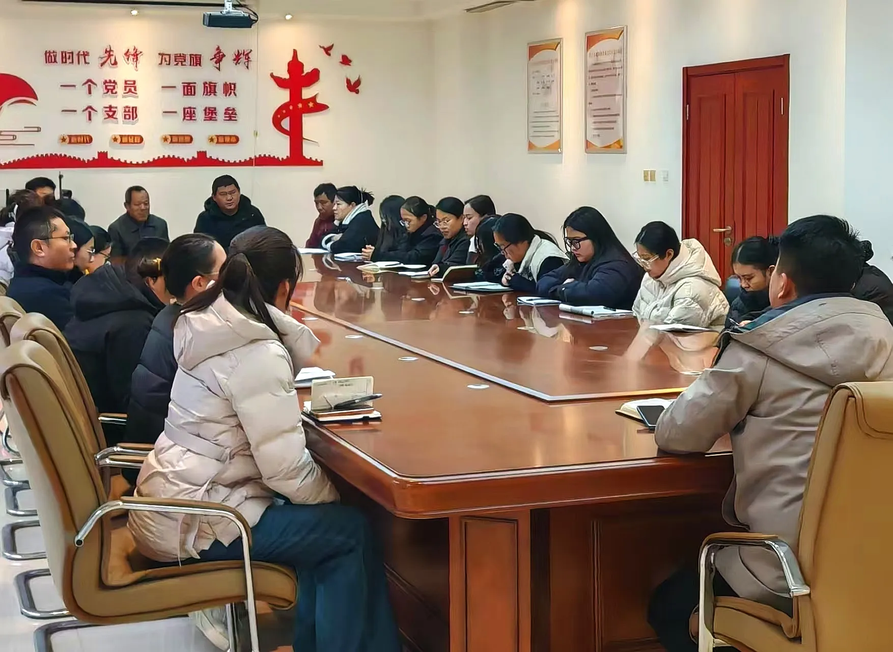 de3e32ce-33ae-414e-999f-0b9a34e9e303