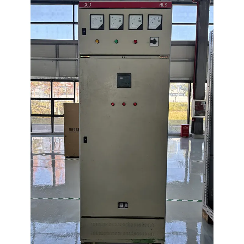 Распределительное устройство низкого напряжения переменного тока типа GG D