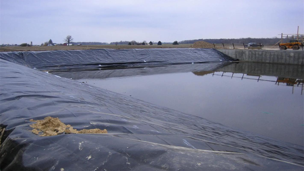 Геомембрана HDPE высокоэффективный гидроизоляционный.png