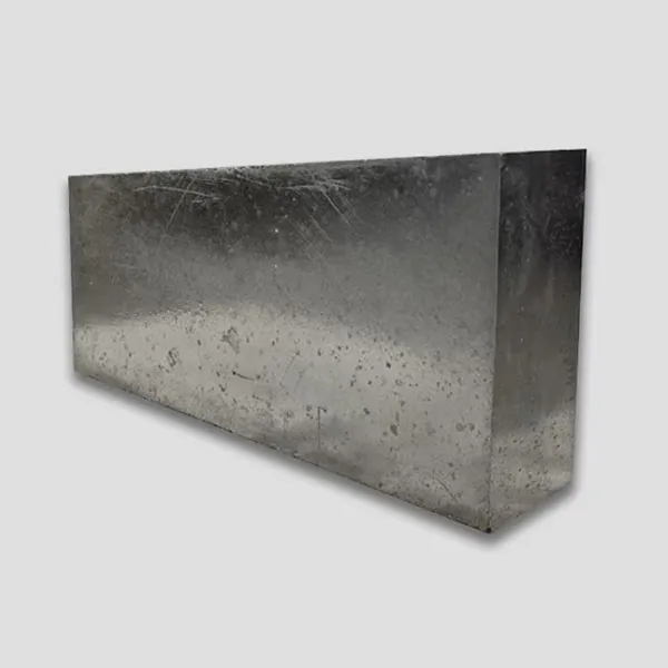 Фокус на инновациях в области новых материалов: наши огнеупорные материалы и сплавы проходят модернизацию и итерационные усовершенствования.