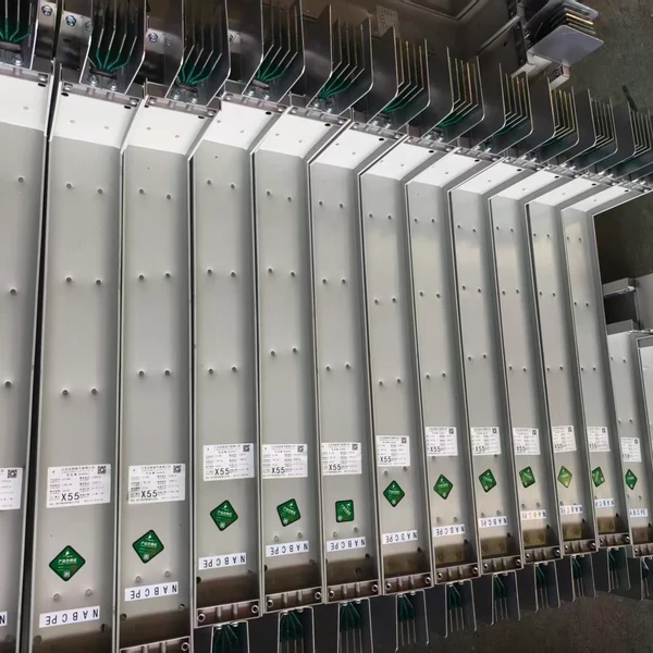 Компания Jiangsu Xunchi Electric, активно занимающаяся производством электрооборудования, заложила прочную основу для своей продукции.