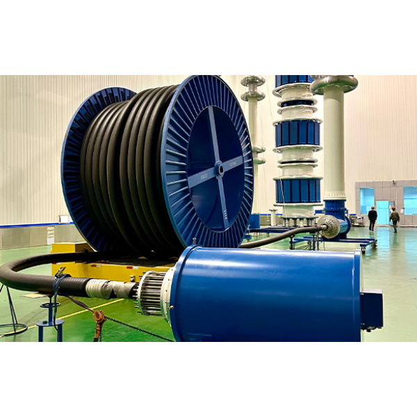 Мировая премьера: сшитый силовой кабель Shangshang Cable 750 кВ 1×3000 мм² успешно прошел заводские испытания на частичные разряды и двойное номинальное напряжение.