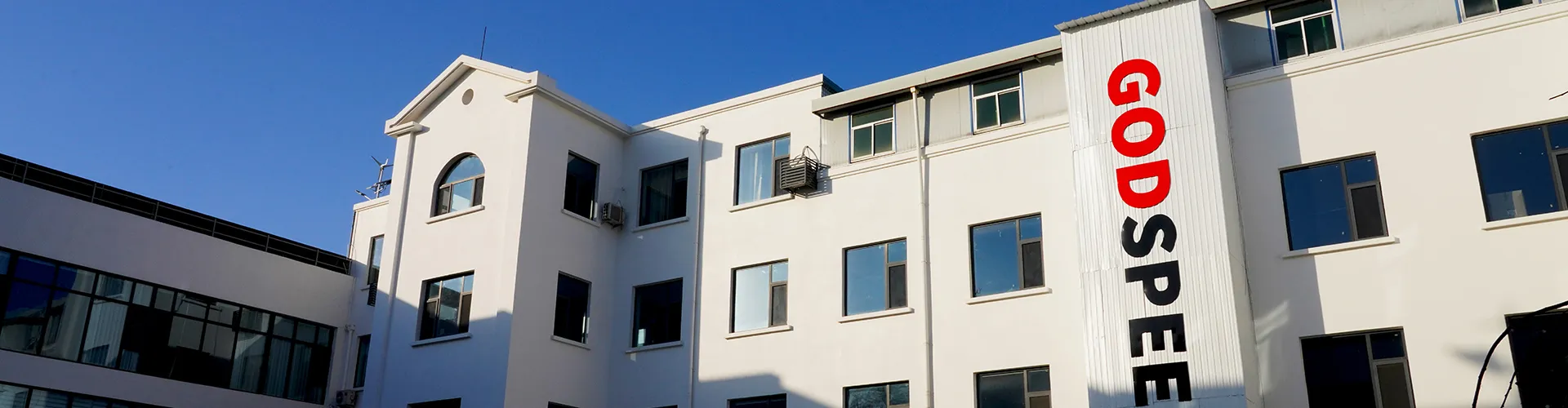 Байгоу Luggage блистает на весеннем празднике для иностранных послов в Китае, бренд «GOSHEN» налаживает глобальные связи для новых возможностей