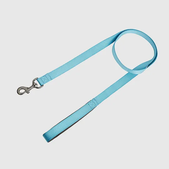 Модель поводка для домашних животных из светоотражающей стропы