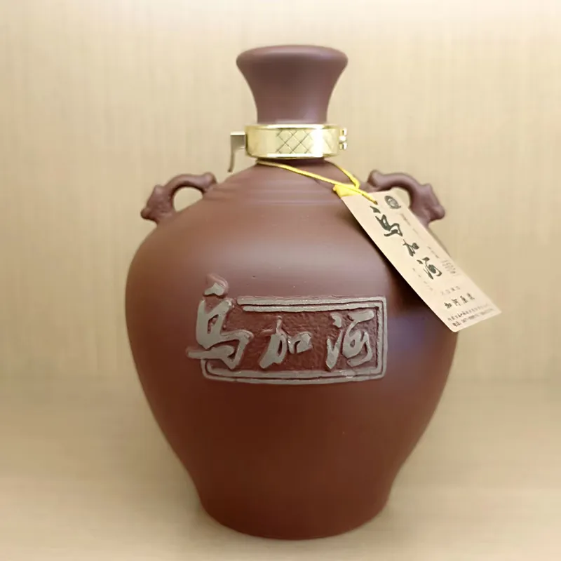 Китайская водка Уцзяхэ в в глиняные кувшины вес 1.5 кг