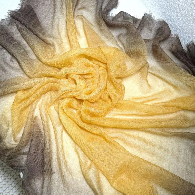 Новое рукодельное пальто из кашемира