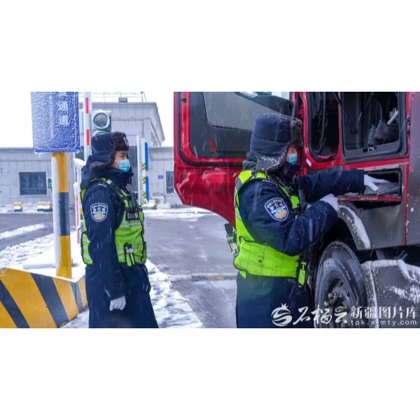 Число пассажиров, пересекающих границу в порту Дулата, впервые превысило 150 000 человек.