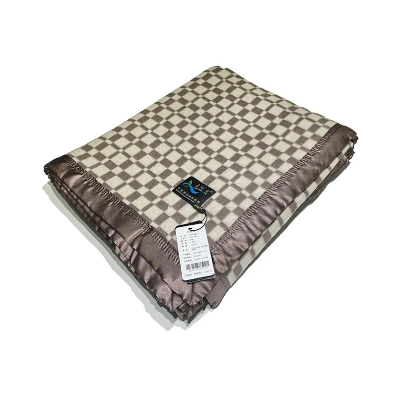 Плед “Линчжоу Сюэ” — 100% кашемир, всесезонный, утепленный, повышенной плотности 70016