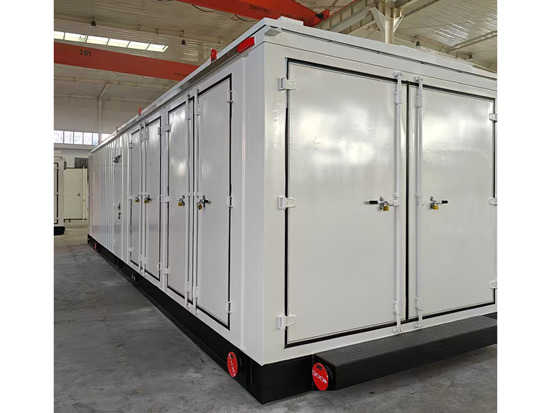 Компания Baoji Juling производит газовые электростанции мощностью 1800 кВт, метанольные электростанции и электростанции с сопутствующим газом, также известные как многофакторные интегрированные электростанции. Они могут работать на различных видах топлива и подходят для автономного электроснабжения нефтяных скважин, шахт и удалённых промышленных объектов, поддерживая такие виды топлива, как природный газ, сопутствующий газ и метанол.