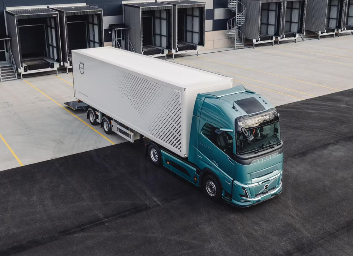 Запчасти для грузовиков оптом в России: стабильные поставки сертифицированных комплектующих для тягачей европейских и китайских марок