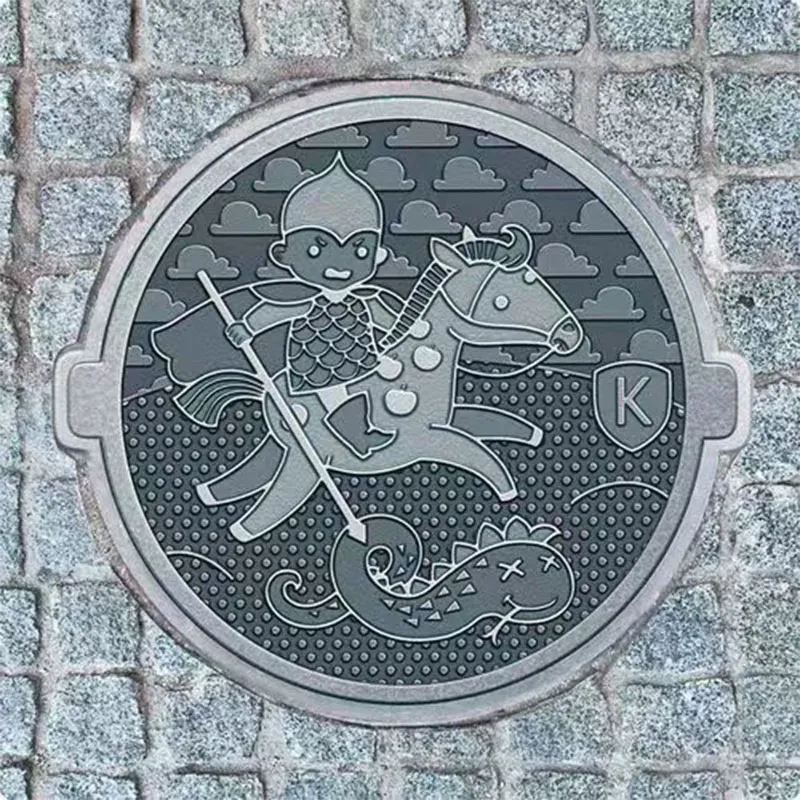 Люк из чугуна с шаровидным графитом художественной категории