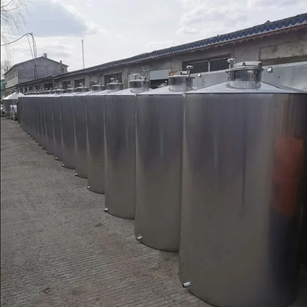 Многоблочный резервуар из нержавеющей стали для хранения вина