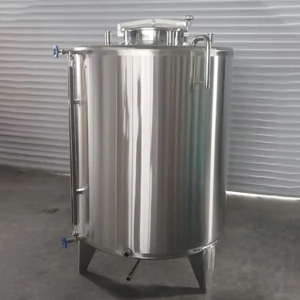 Резервуар из нержавеющей стали для хранения вина