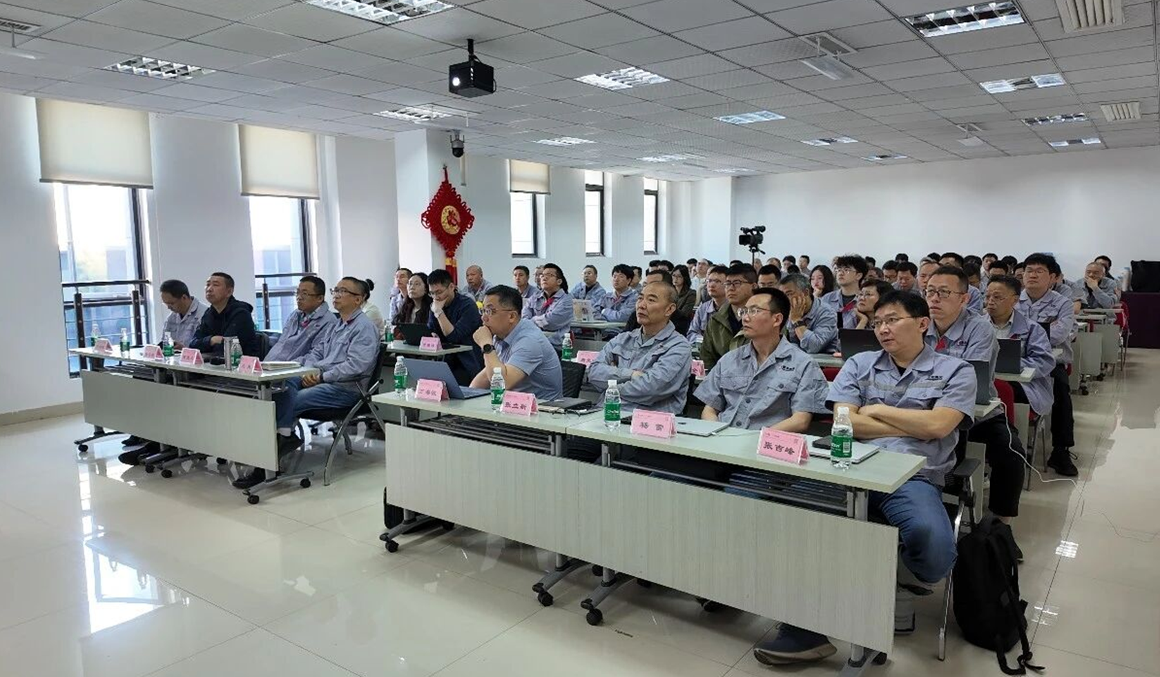 Driven by Innovation--Jianlong SCBC Holds April PMO Summary Meeting (1)