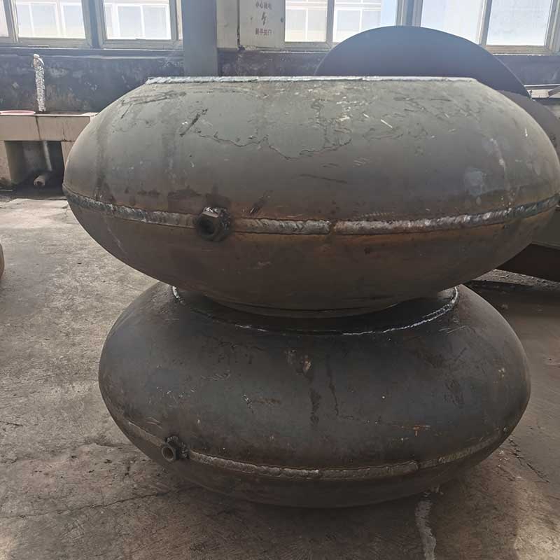 Стальное сферическое днище