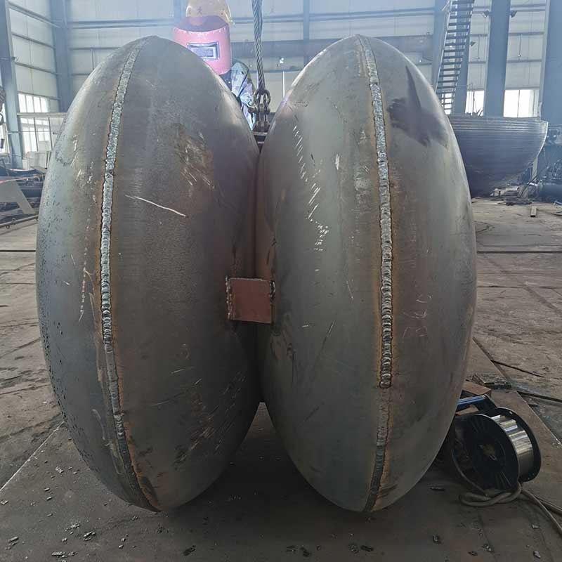 Стальное сферическое днище