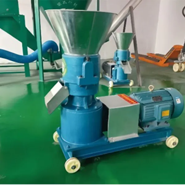 Малогабаритный гранулятор для комбикормов и органических удобрений