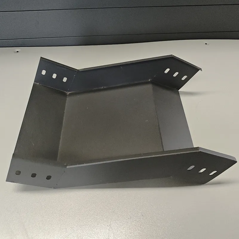 Вертикальный двойной отвод кабельного лотка типа “тройник”