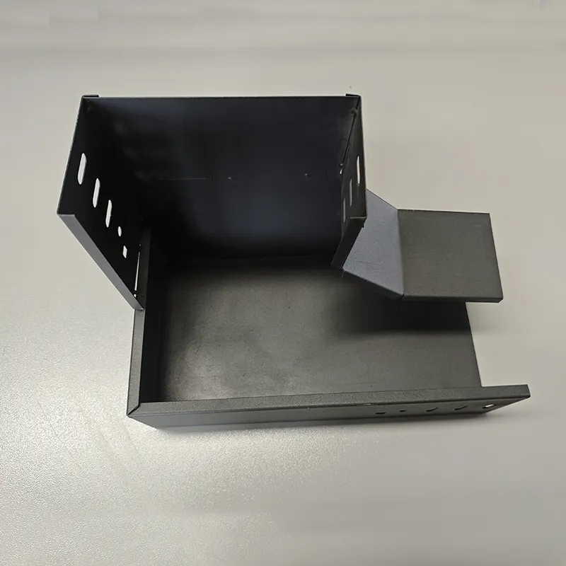 Угловой отвод кабельного лотка вертикальный левый нисходящий