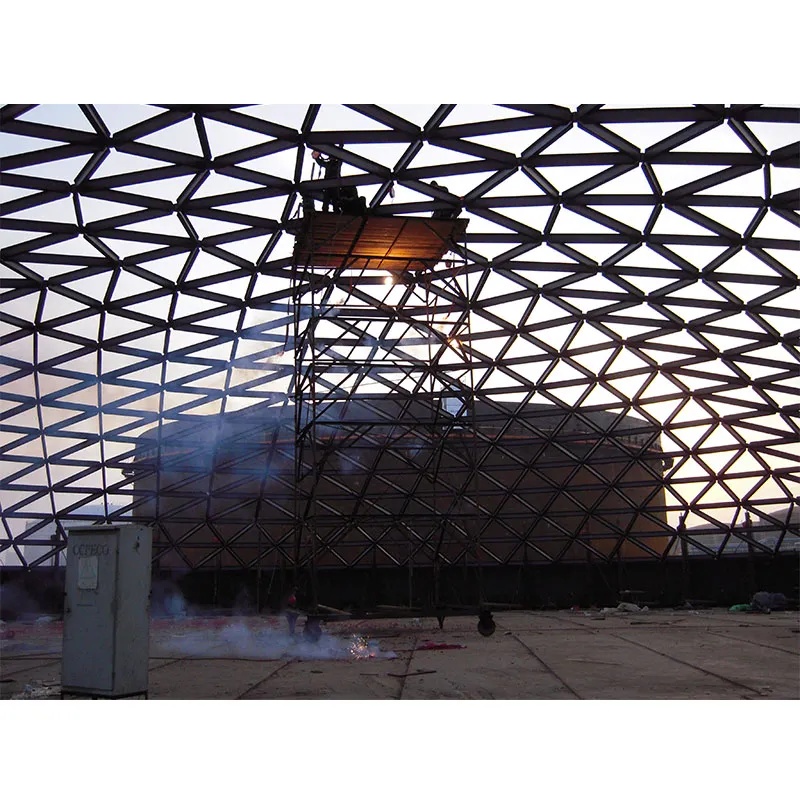 Треугольный сетчатый купол Ступичный узел