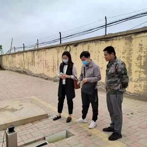 Делегация из Синьцзянского университета науки и технологий посетила нашу компанию с инспекционным визитом.