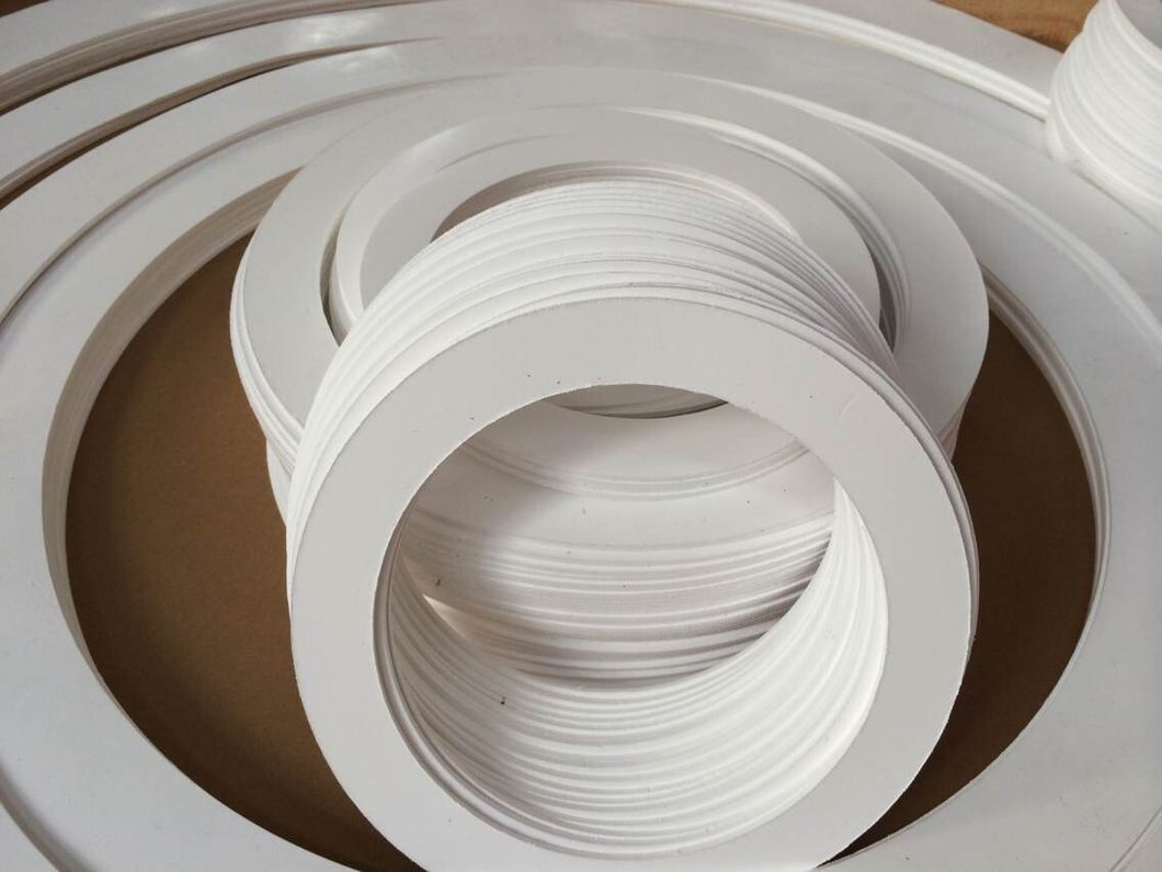 PTFE прокладки: надежное решение для агрессивны...