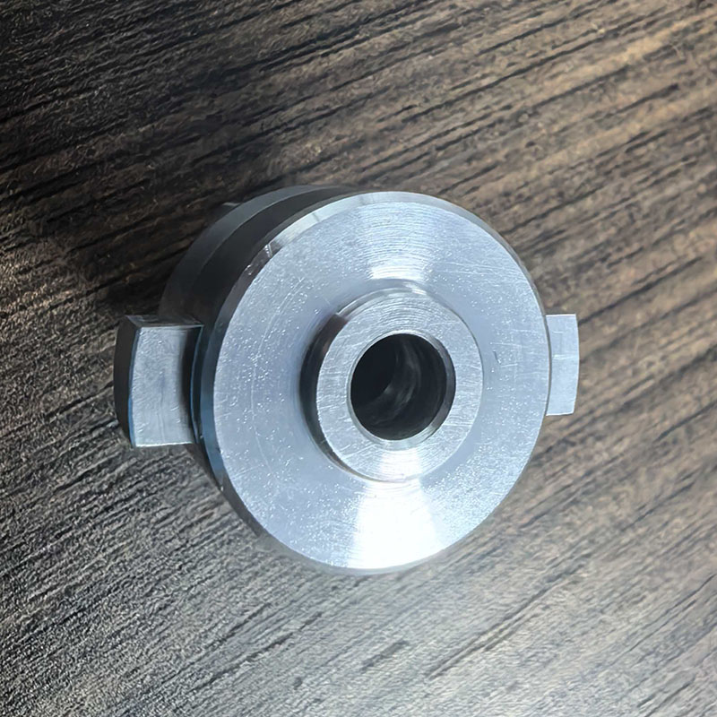 Алюминиевый соединитель