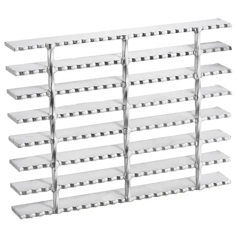 Зубчатая стальная решетка