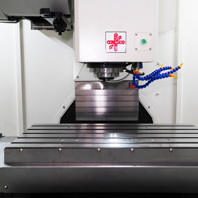 VMC640 Piccolo centro di lavoro CNC