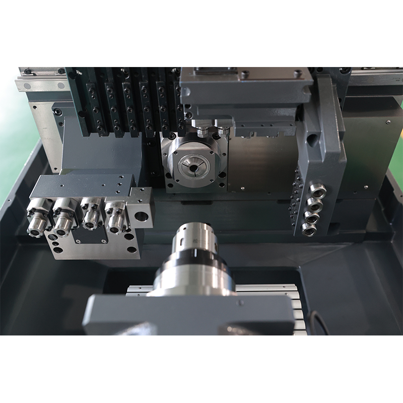 مخرطة CNC ذات محور دوران مزدوج DRC RC926: دقة عالية للإنتاج الروسي