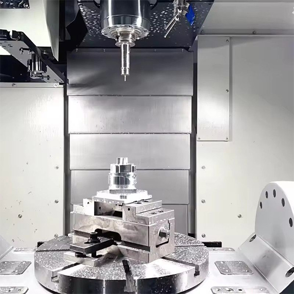 مركز المعالجة العمودية DRC MX650 – CNC عالي الدقة مع التسليم إلى الاتحاد الروسي
