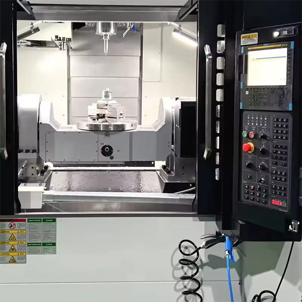 مركز المعالجة العمودية DRC MX650 – CNC عالي الدقة مع التسليم إلى الاتحاد الروسي