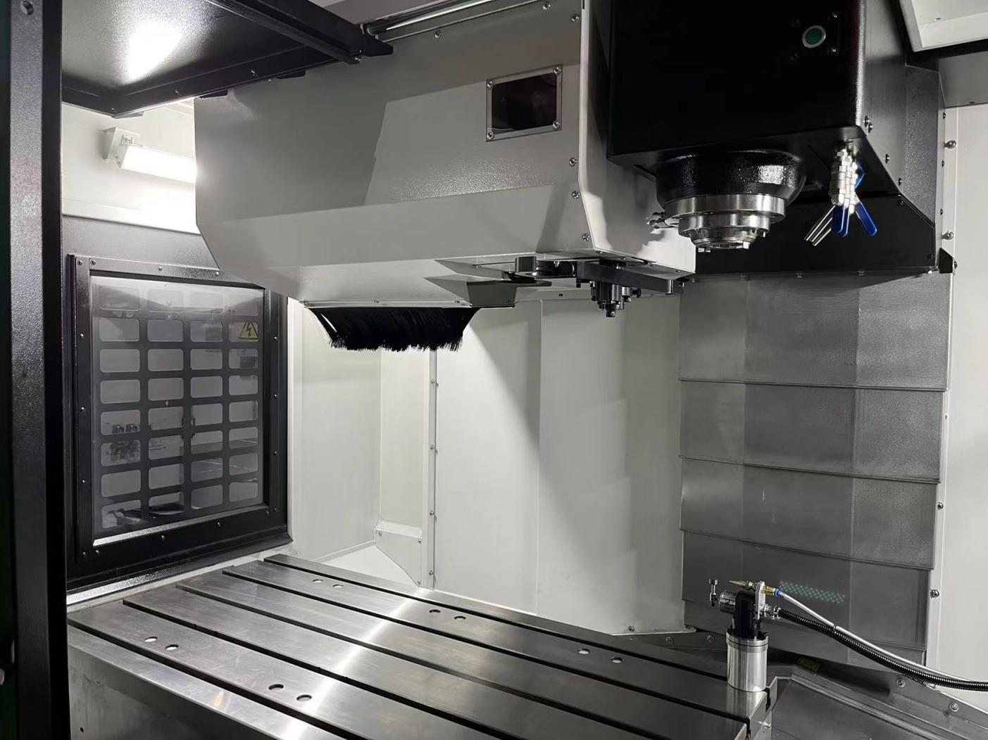 Centro di lavorazione stampi verticale ad alta velocità VM960