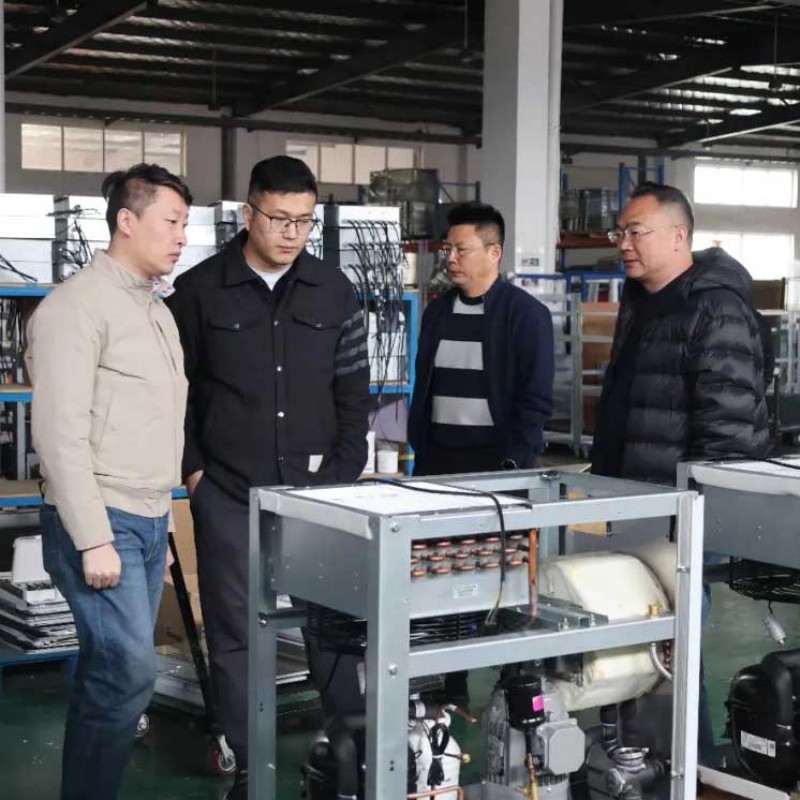 Делегация Shandong Ruiteng Group посетила компанию Qingdao Hongtai Liangzheng Electrical Appliance Co., Ltd. с целью ознакомления и осмотра.