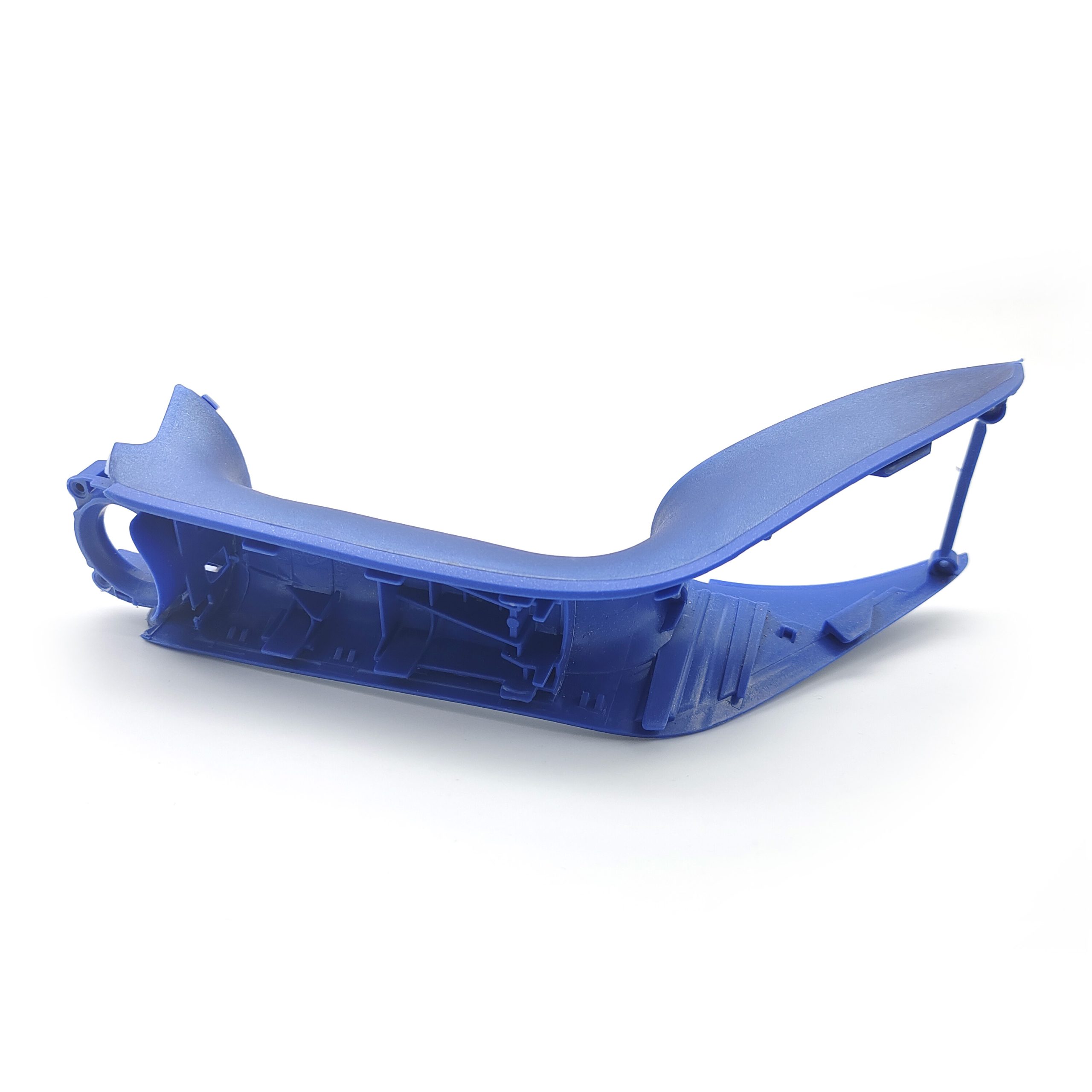 Услуги промышленной 3D-печати и быстрого прототипирования: работа с металлами и пластиками, допуски +/-0,05–0,1 мм, срок выполнения — от 2 до 7 дней.