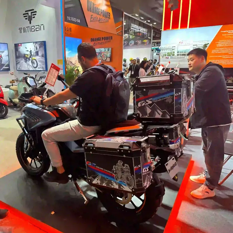 ООО Чунцин Гуанъюй Производство Мотоциклов дебютировала на 137-й Кантонской ярмарке, представив инновационные продукты